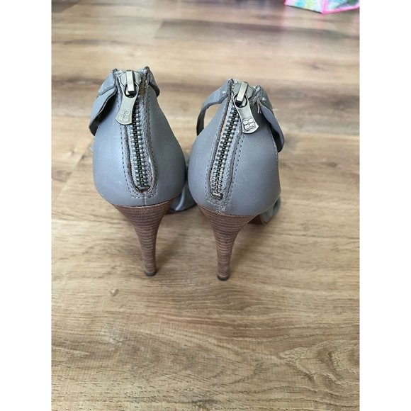 EUC BCBG Max Azria Sandals - Picture 3 of 4